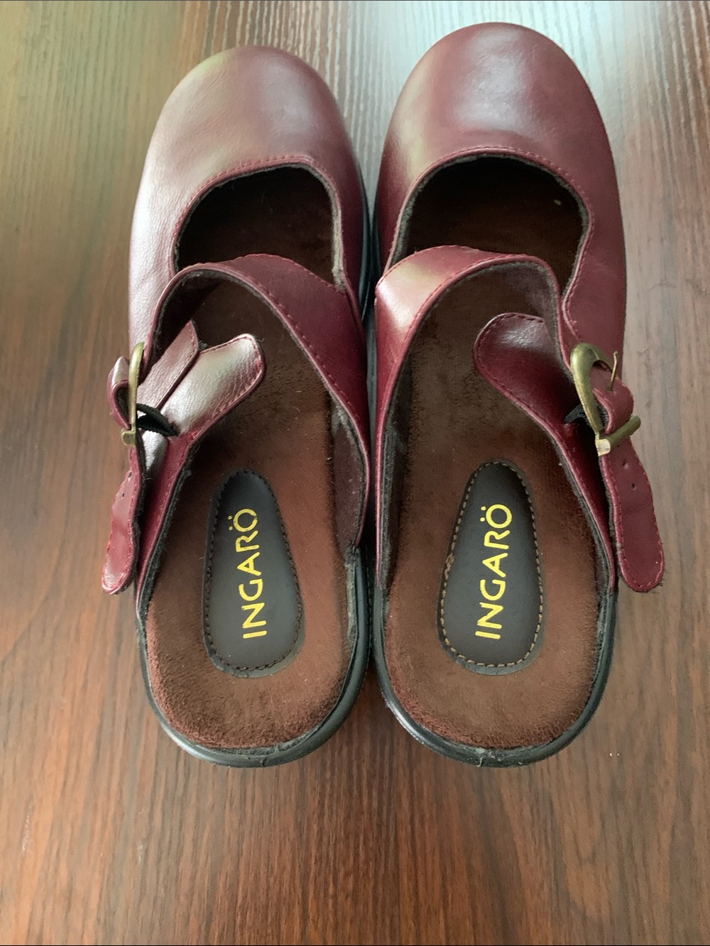 Women’s Burgundy Mary Jane Shoes with Adjustable Strap